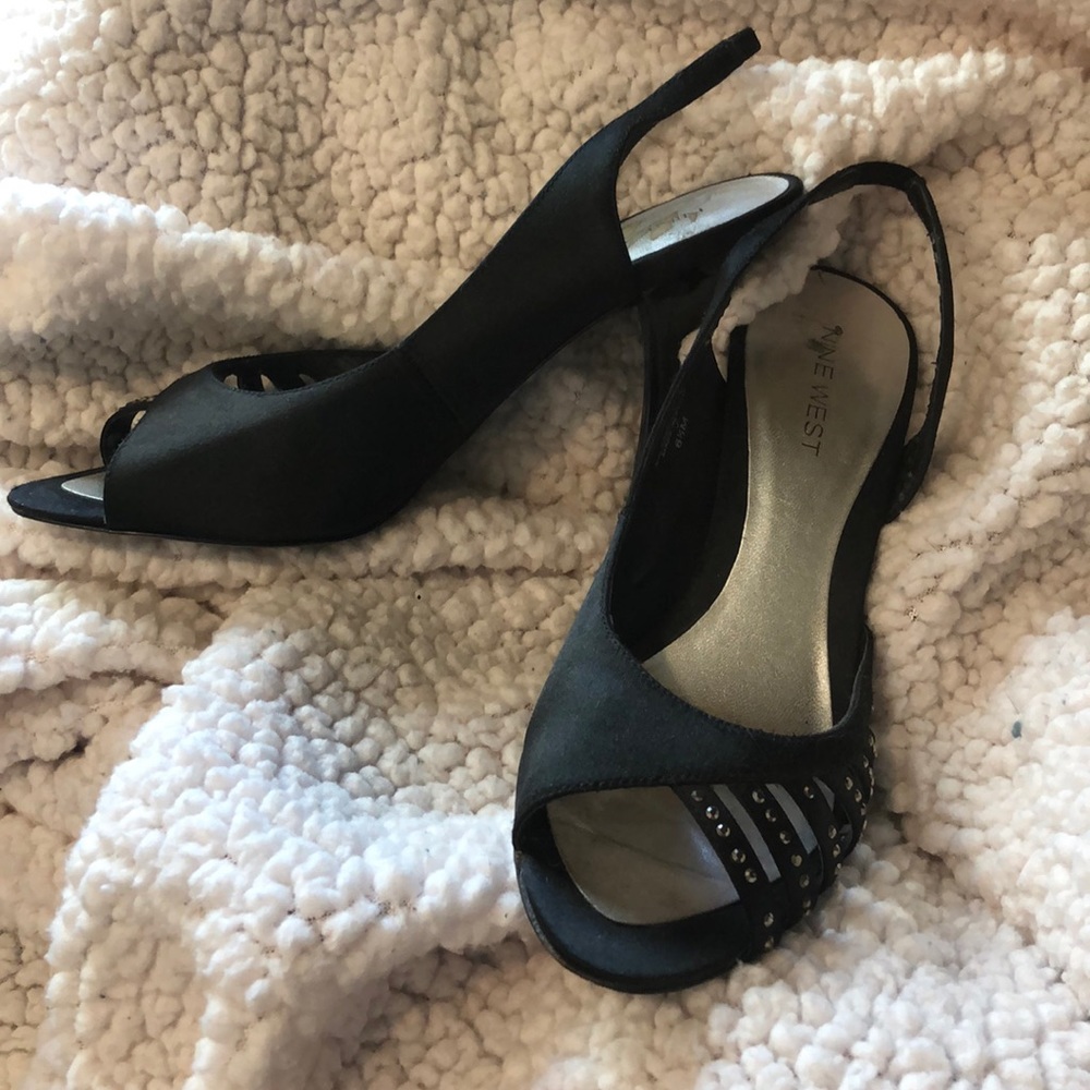 Black formal heels